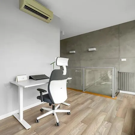 Warsaw Prestige Suites - 86M2, Two-Level Loft, Parking - By Rentujemy Exterior photo