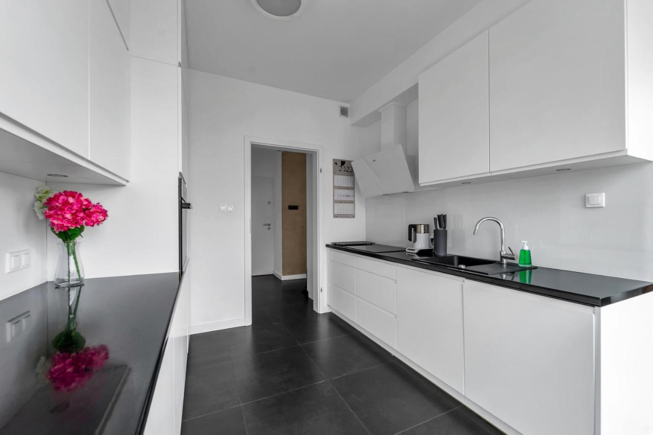 Prestige - 86m2, Two-level Loft, Parking - By Rentujemy Apartament *