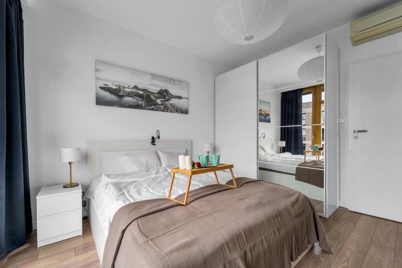 Apartment Prestige - 86m2, Two-level Loft, Parking - By Rentujemy *
