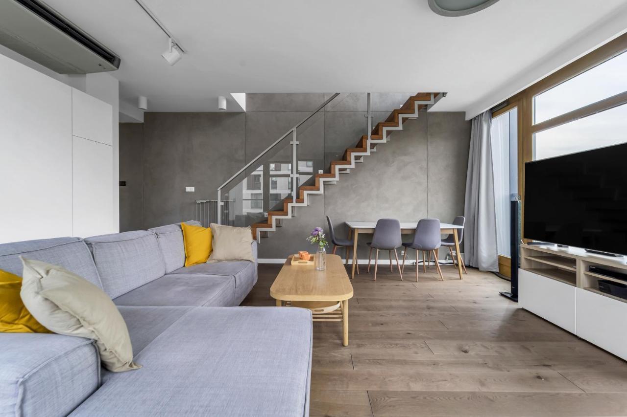 Apartament Prestige - 86m2, Two-level Loft, Parking - By Rentujemy Warszawa